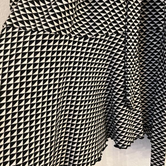 Nicole Miller Collection Claudette Knit Wrap Dress L Sweater Geometric Office - Picture 5 of 11